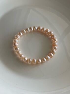 Pearl Stretch Bracelet - Blush Pink Freshwater Pearls